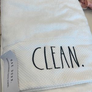 New Rae Dunn Clean bath towel